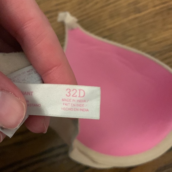 Victoria’s Secret Pink Wear Everywhere Pushup Bra Bundle - Picture 4 of 7